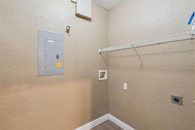 Building Photo - 825 Grand Regency Pointe