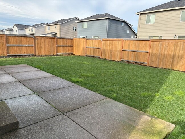 Building Photo - 4Bd/2.5Ba Two Story Home - Available Soon!