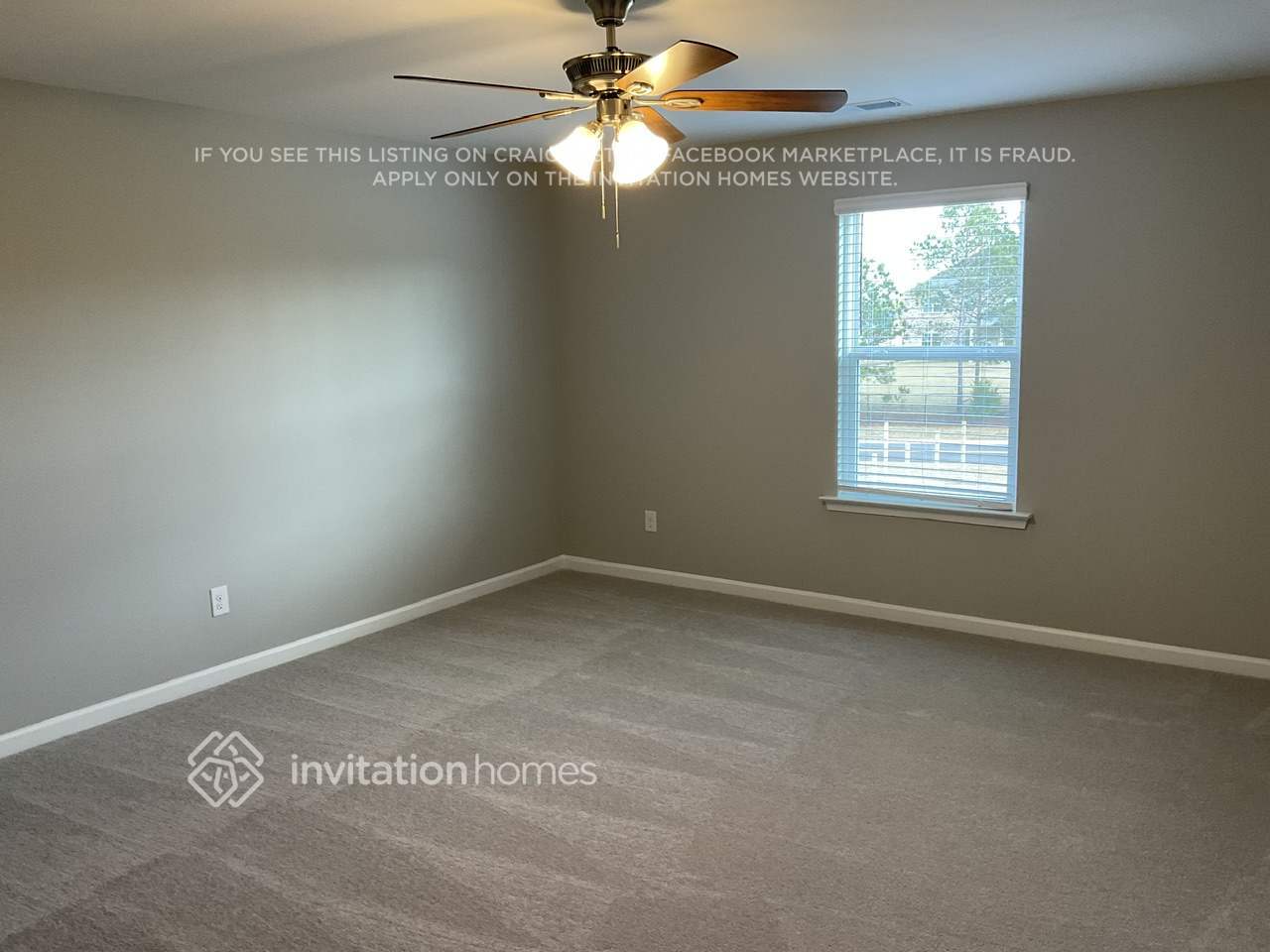 Building Photo - 516 Almere Dr