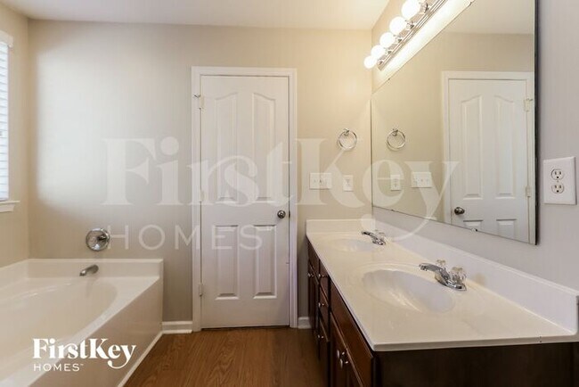 Building Photo - 3841 Quill Court