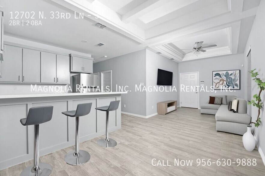 Building Photo - 12702 N 33rd Ln