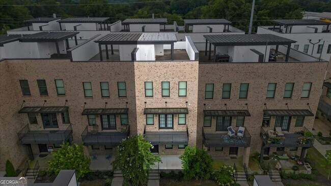 Building Photo - 1028 Robert Smalls Wy