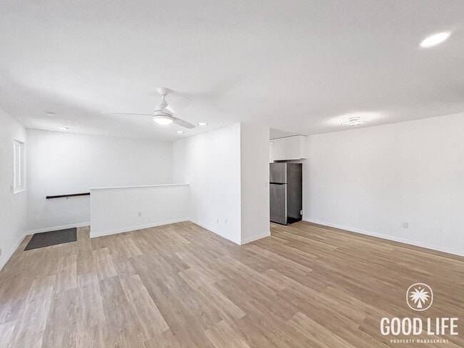 Building Photo - Bright, Newly Renovated 2BR in Peaceful UTC Community