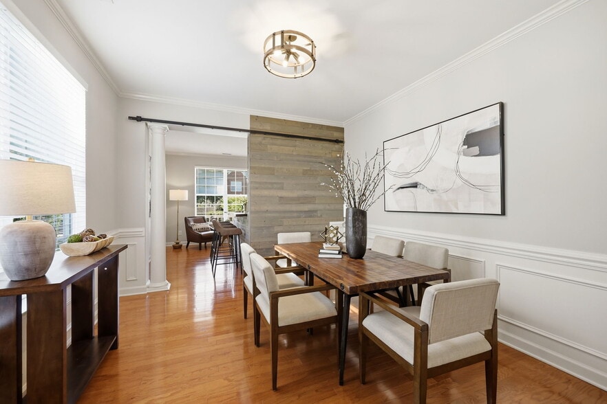 Building Photo - 5337 Glass Ridge Rd