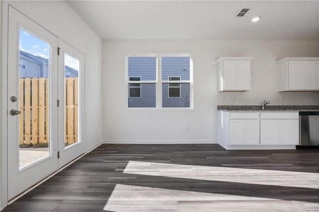 Building Photo - 51 Padley Dr