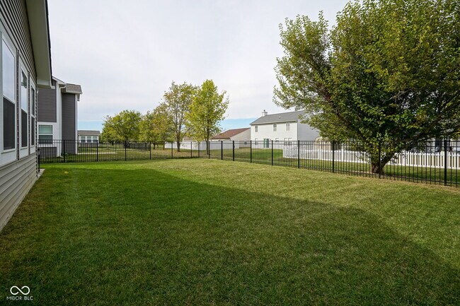 Building Photo - 6810 Birmingham Ave