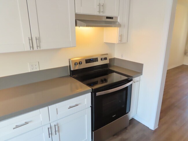 Building Photo - Renovated Two Bedroom Apartment in La Mesa