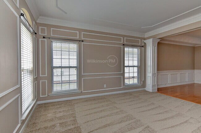Building Photo - Beautiful 5-Bedroom Home in Fort Mill