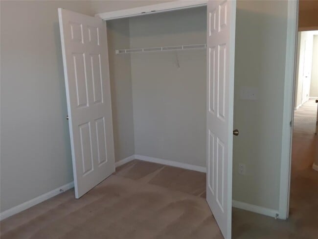 Building Photo - 2533 Old Kent Cir