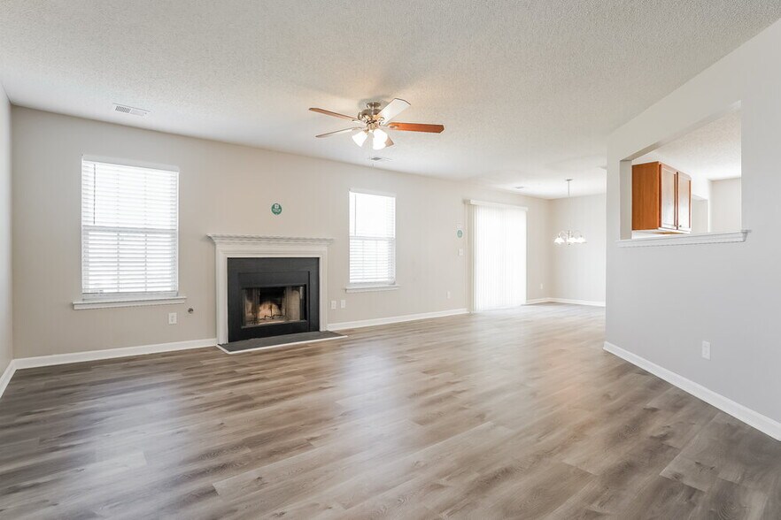 Building Photo - 5901 Roteny Court