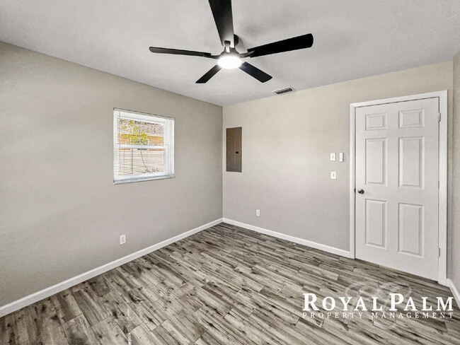 Building Photo - Tree-Lined 2BR/1BA Fort Myers Duplex with Fenced Yard, Storage Shed & In-Unit Laundry!