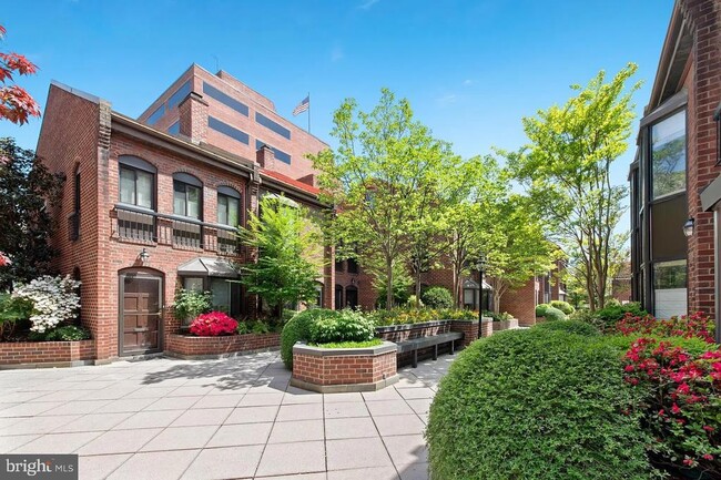 Primary Photo - 1008 Paper Mill Ct