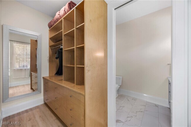 Building Photo - 4885 Tamarind Ridge Dr