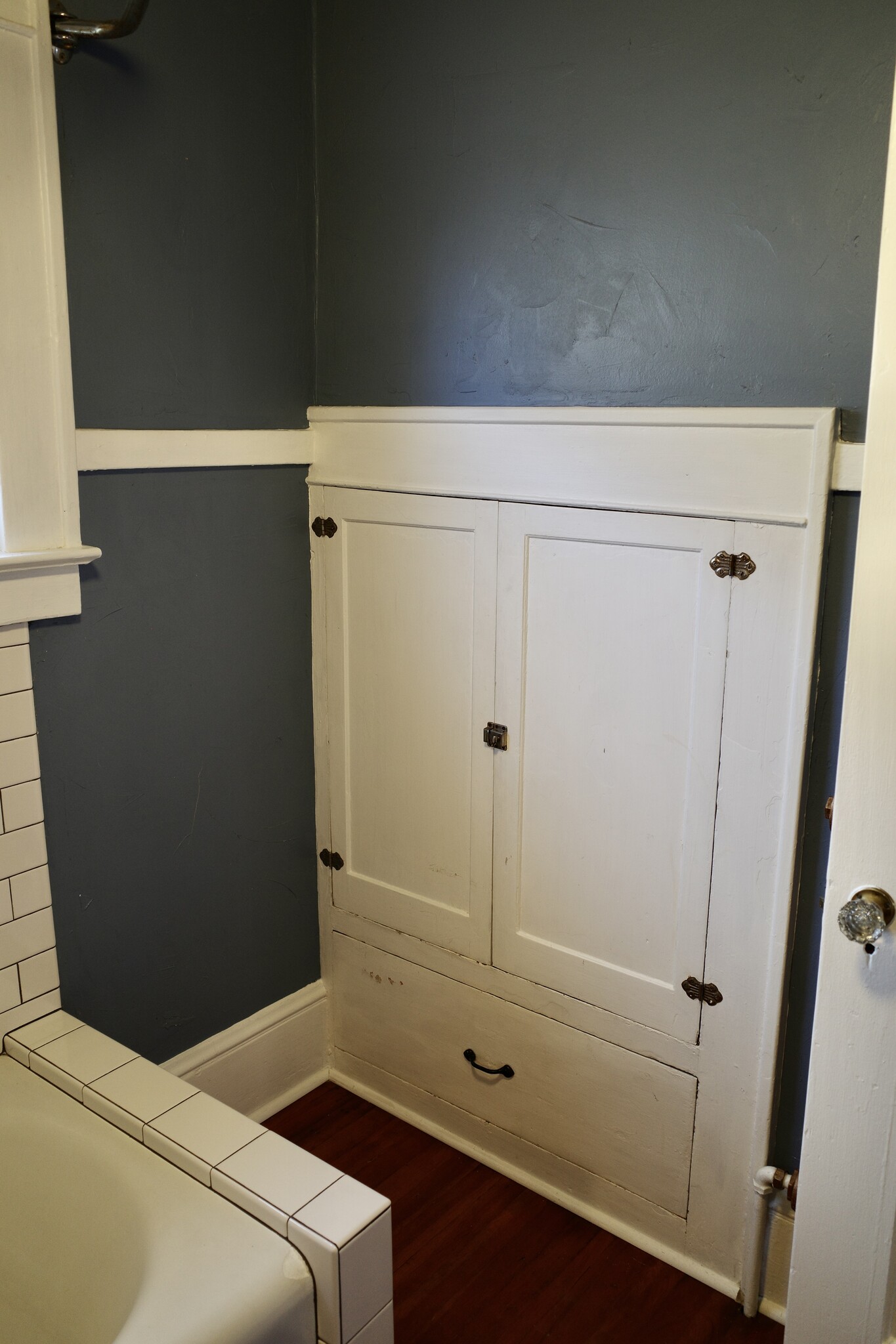 Bathroom 1st Floor - 8607 SE Morrison St