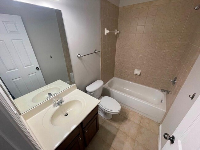 Building Photo - 12785 Doe Dr