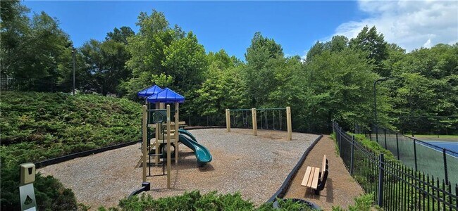 Building Photo - 3811 Roxfield Dr NE