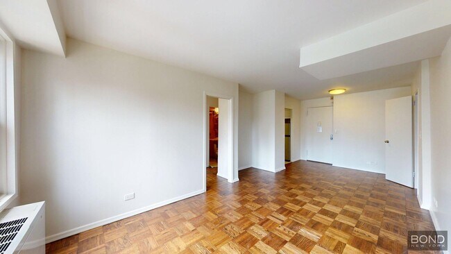Primary Photo - 220 E 63rd St