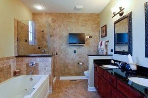 3rd Floor -Master Bath - 154 River Walk Ct