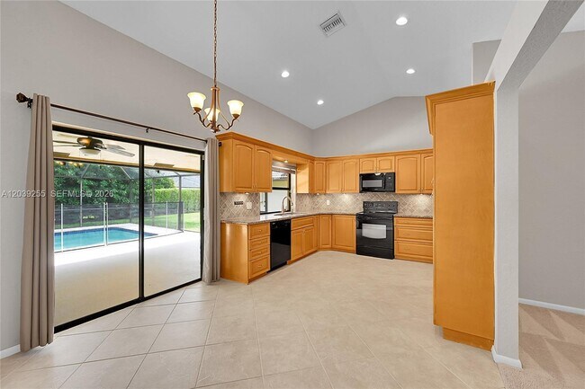 Building Photo - 4745 NW 99th Ln