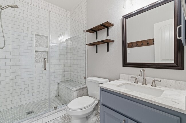 Building Photo - 414 Woodpecker Forest Ln