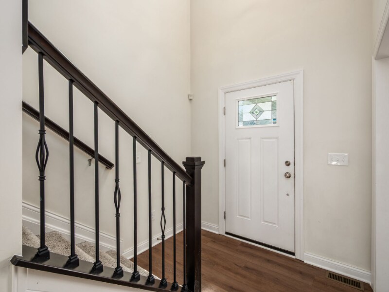 Building Photo - 7343 Quailview Dr