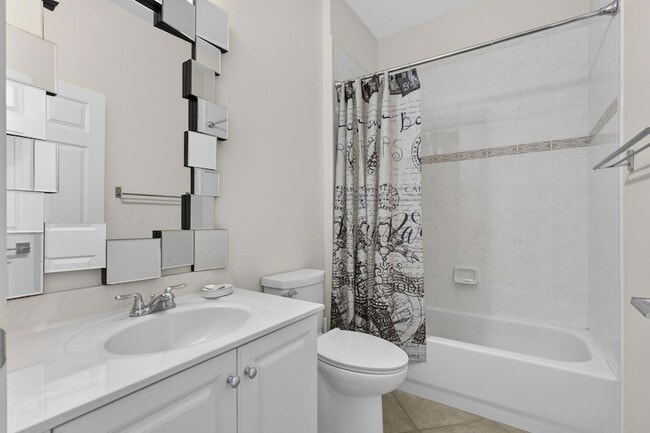 Building Photo - 1724 Annandale Cir