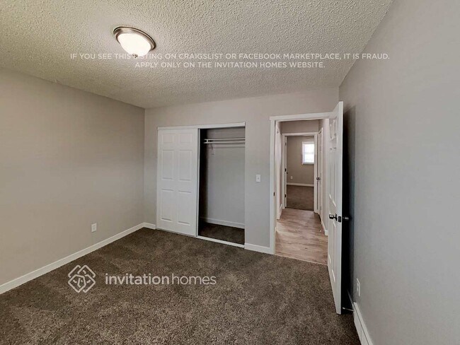 Building Photo - 5718 W 17th St