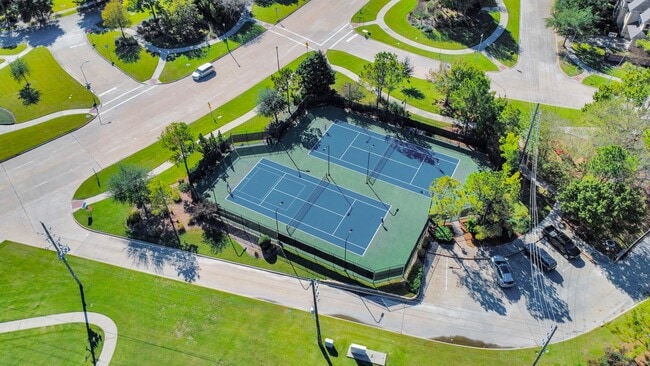 Building Photo - 7211 Spring Meadow Ln