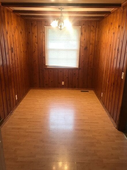 Building Photo - 7029 Bonnavent Dr