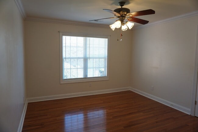 Building Photo - 1020 Ringlet Ct