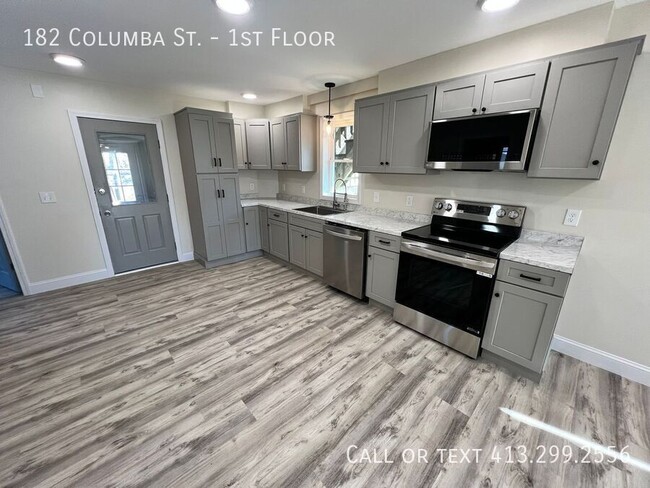 Building Photo - Completely Remodeled 3 Bedroom, 1st Floor ...