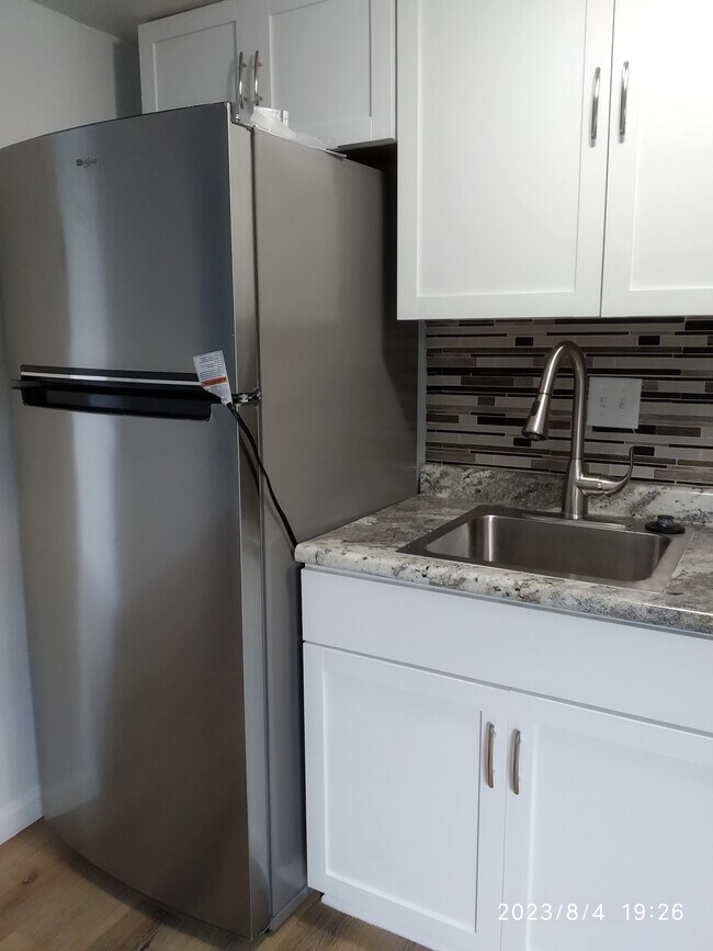 Building Photo - 3601 Kenbrooke Ct