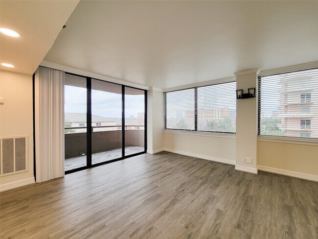 Building Photo - 3525 Sage Rd