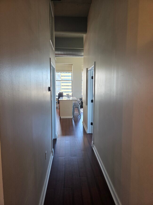 Building Photo - 511 N Broad St