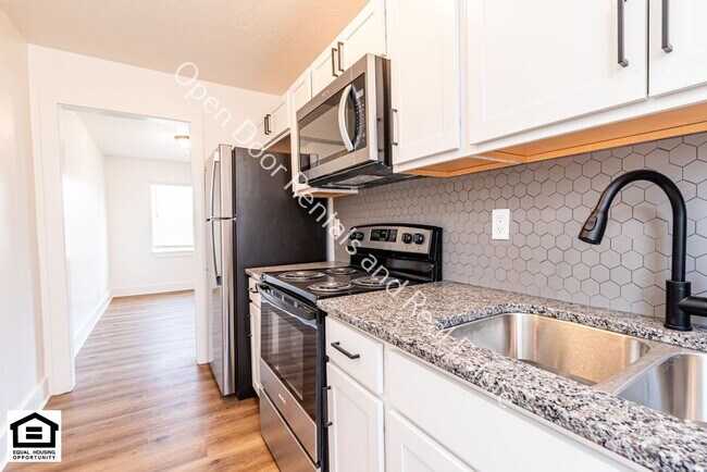 Building Photo - 1823 Griswold Dr