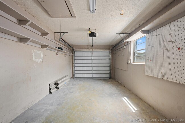 Building Photo - 12069 Easterly Ave