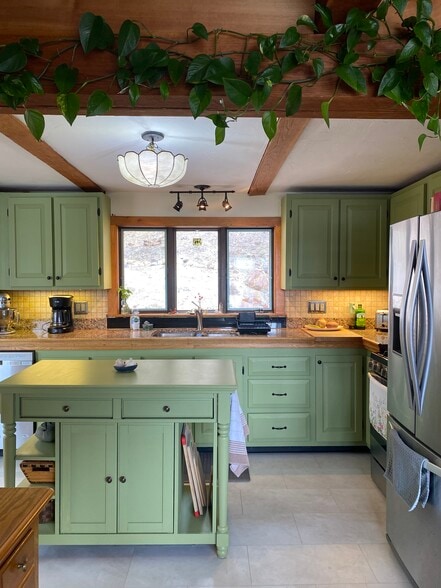 Building Photo - 326 Reservoir Dr