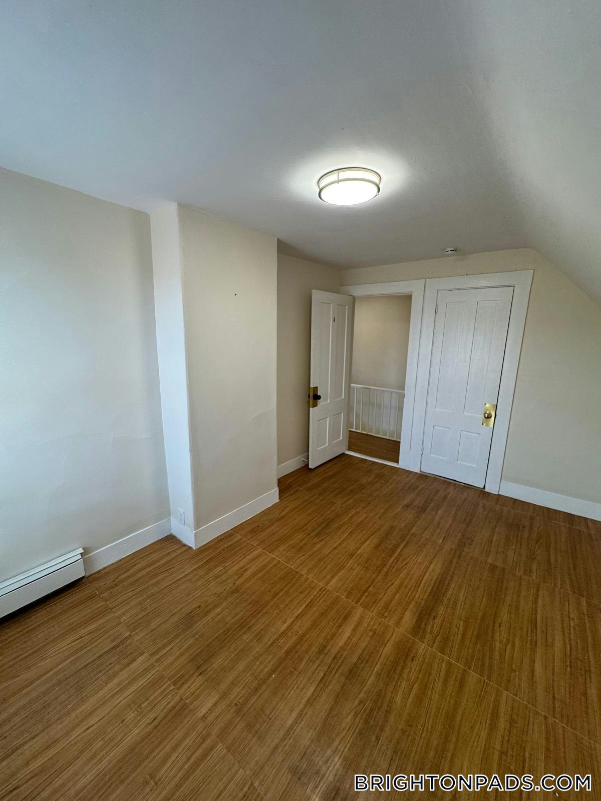 Building Photo - 42 Winship St