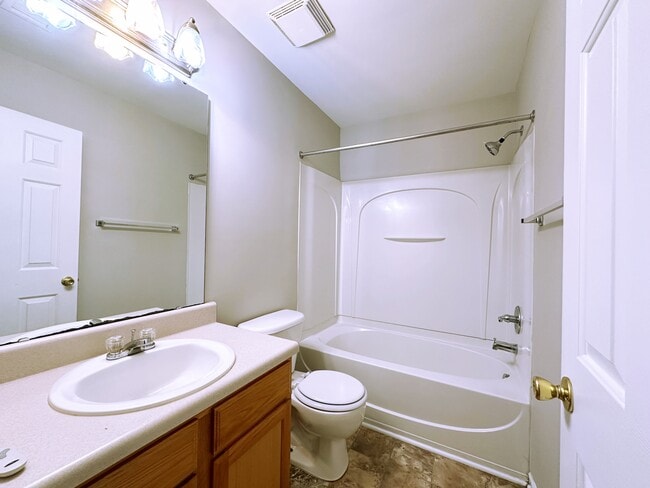 Building Photo - 114 Harbor Haven Dr