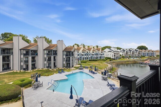 Building Photo - 18883 Vineyard Point Ln