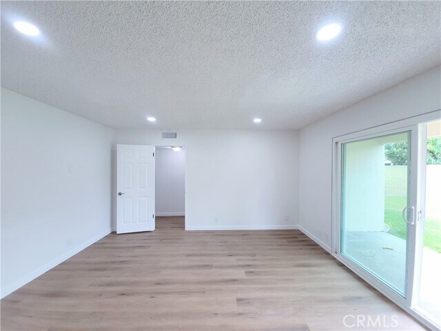 Building Photo - 9461 Downing Cir