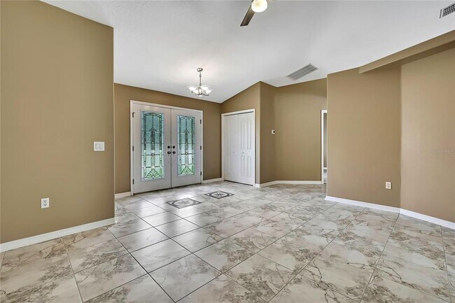 Building Photo - 12320 Papercraft Ave