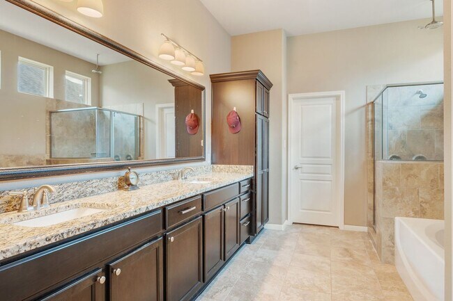 Building Photo - 4408 Toddington Ln