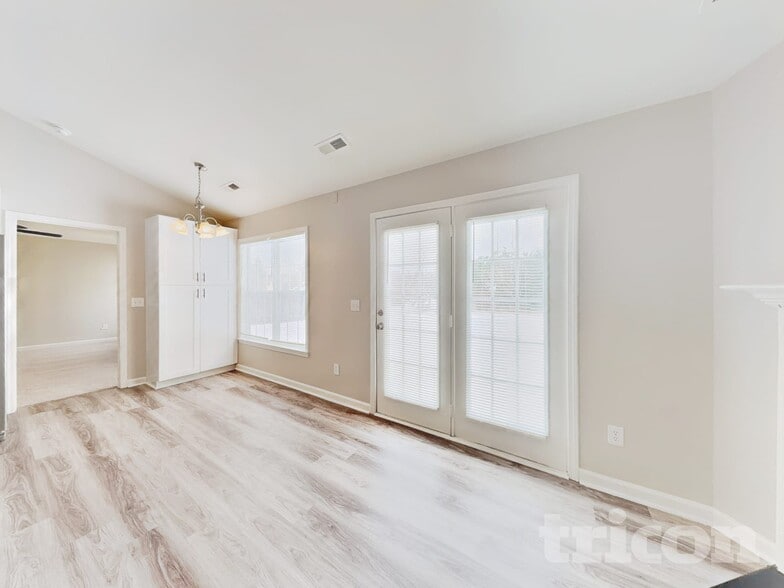 Building Photo - 3871 Range Crest Ct