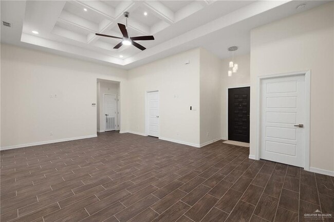 Building Photo - 12 E Tamarindo Ave