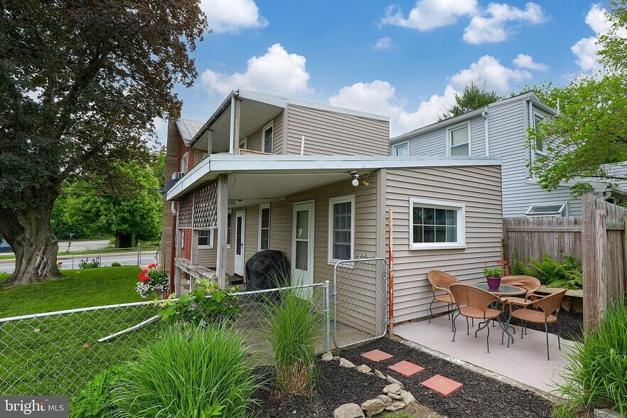 Exterior of 1st Bedroom - 1102 Lancaster Ave