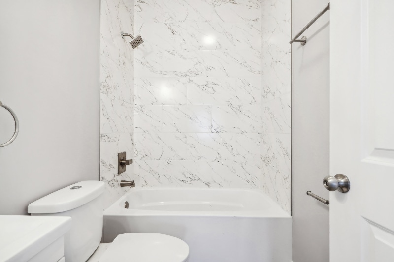 Building Photo - 2752 Guilford Ave