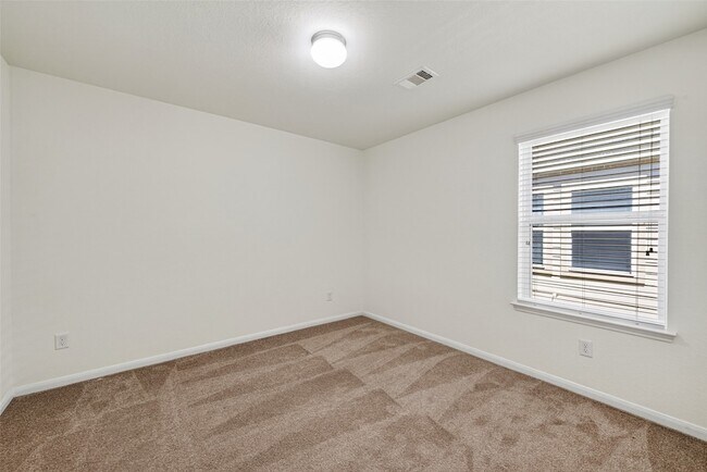 Building Photo - 3315 Madison Elm St