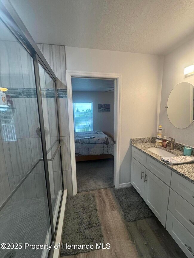 Building Photo - 6891 Clark St