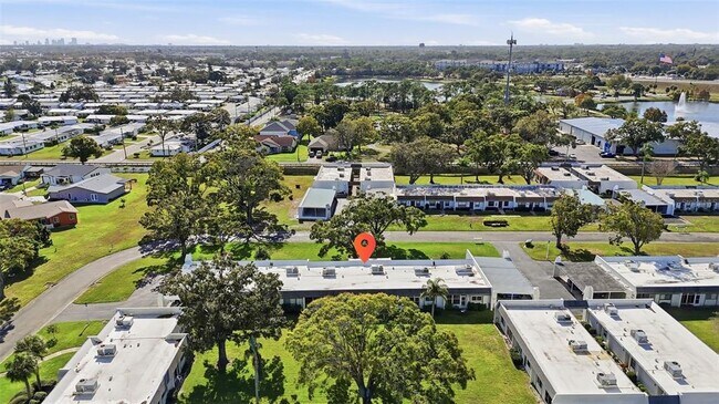 Building Photo - 4651 Lake Villa Dr